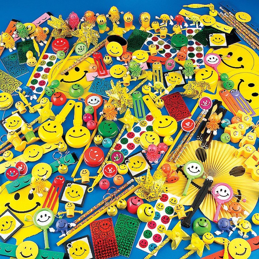 Toys, Games & Novelties * | Bulk Smile Face Novelty Assortment 250 Pc.